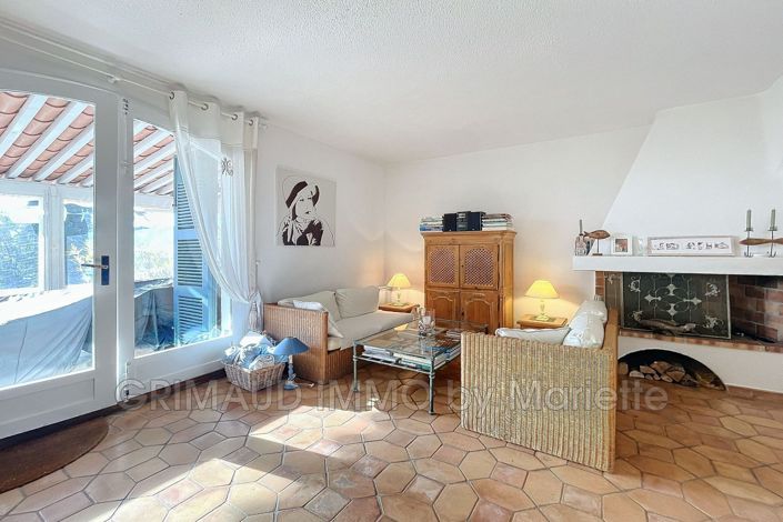Image No.9-3 Bed House for sale