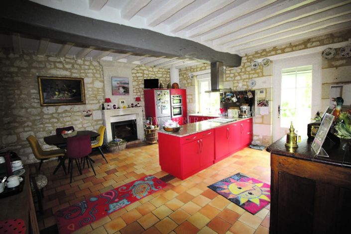 Image No.13-10 Bed Property for sale