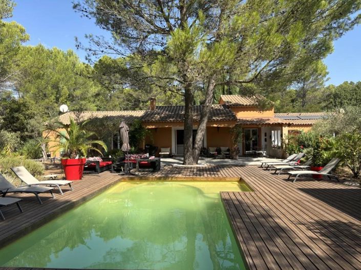 Image No.9-6 Bed House for sale