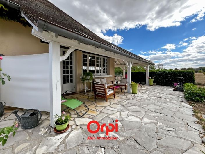 Image No.28-6 Bed House for sale