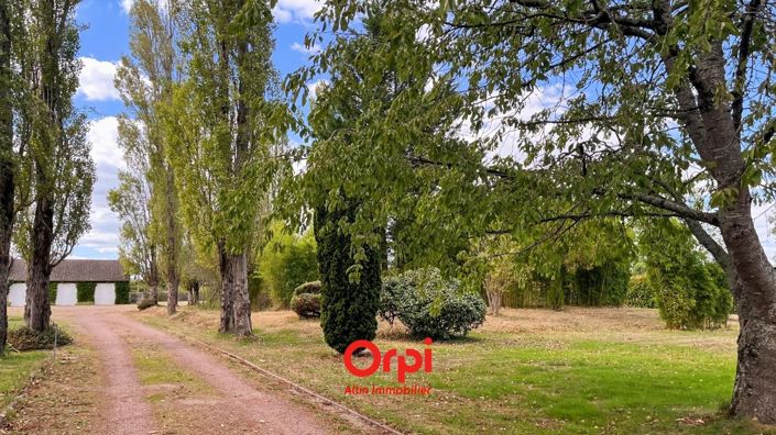 Image No.31-6 Bed House for sale