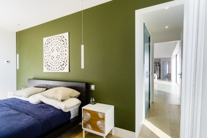 Image No.18-4 Bed House for sale