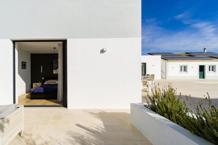Image No.21-4 Bed House for sale