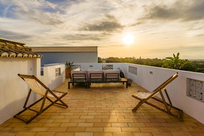Image No.28-4 Bed House for sale
