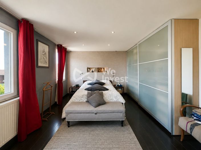 Image No.8-3 Bed House for sale