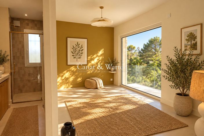 Image No.8-4 Bed House for sale