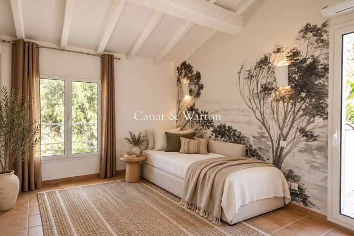 Image No.9-4 Bed House for sale