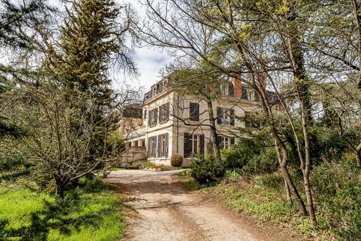 Image No.18-6 Bed House for sale