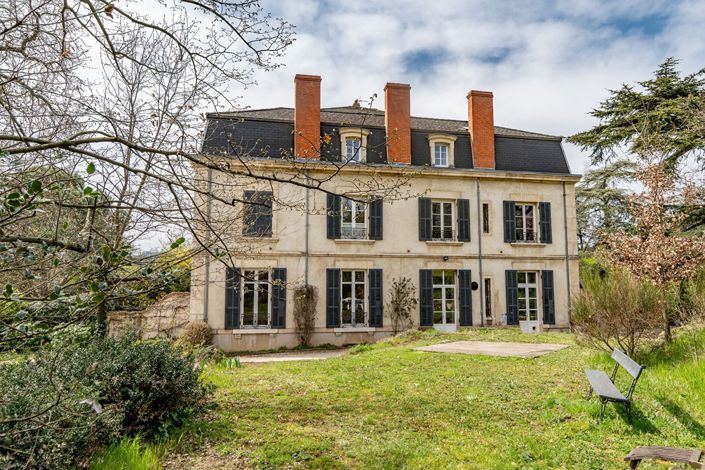 Image No.3-6 Bed House for sale