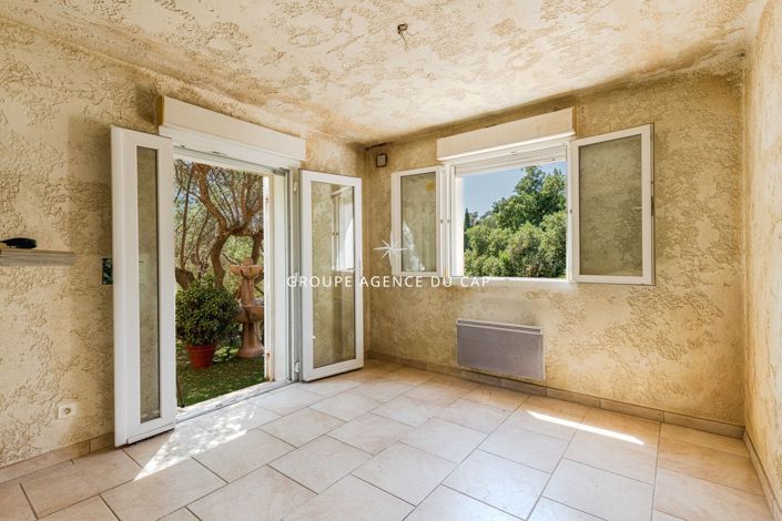 Image No.10-4 Bed House for sale