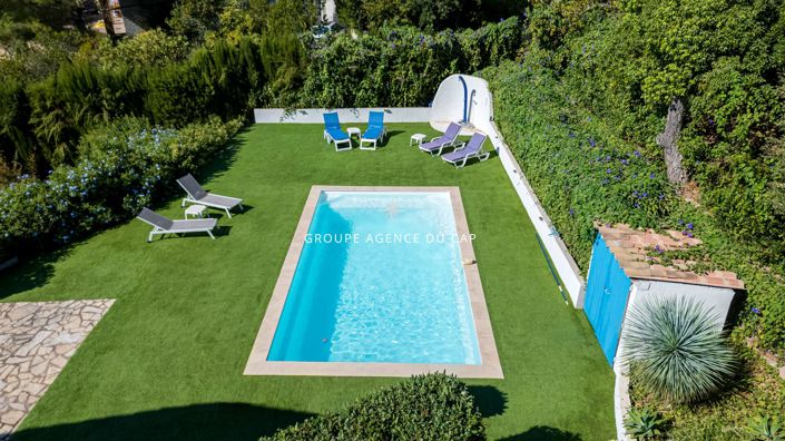 Image No.3-5 Bed House for sale