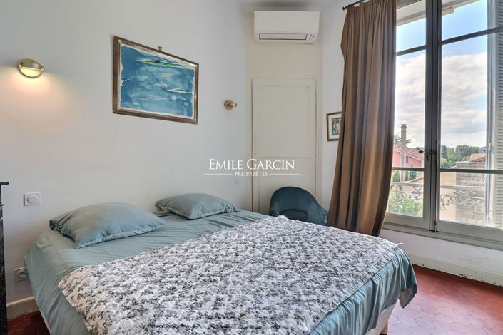 Image No.8-4 Bed House for sale