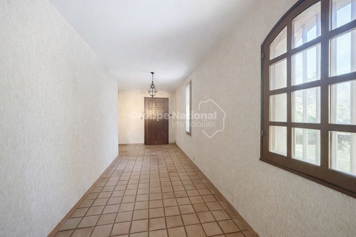 Image No.7-4 Bed House for sale