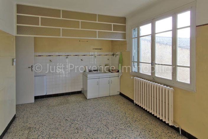 Image No.9-4 Bed House for sale