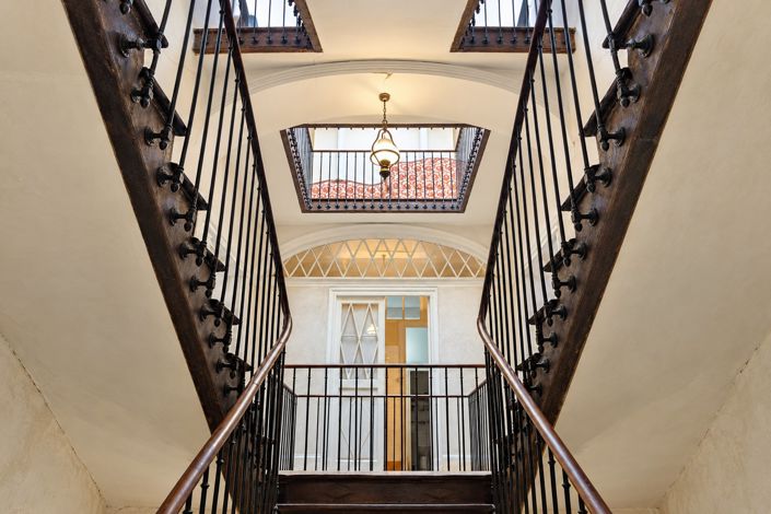Image No.10-5 Bed House for sale