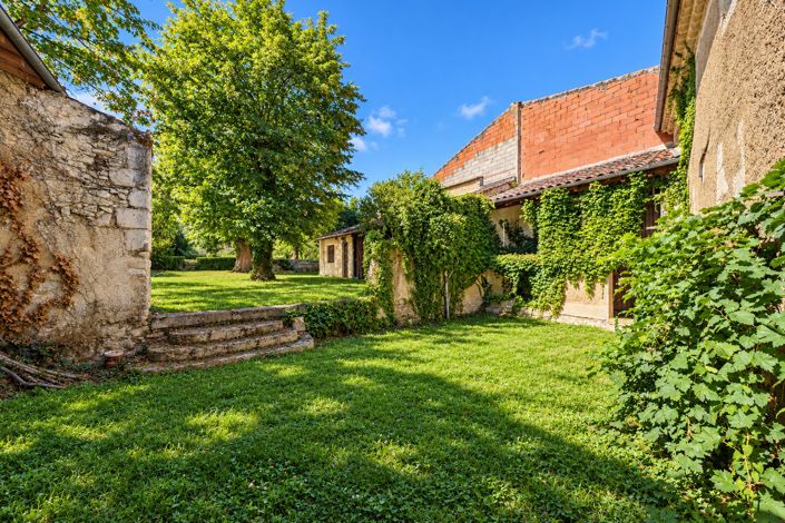 Image No.21-5 Bed House for sale