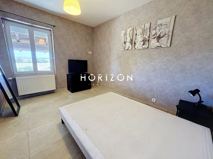 Image No.21-6 Bed House for sale