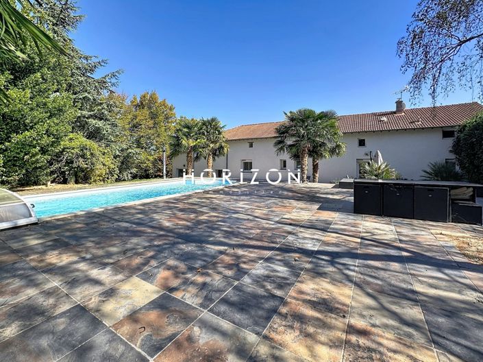 Image No.30-6 Bed House for sale