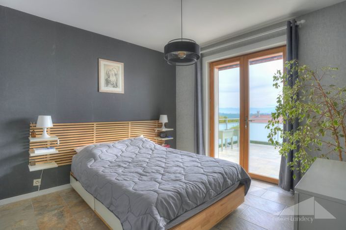 Image No.7-2 Bed House for sale
