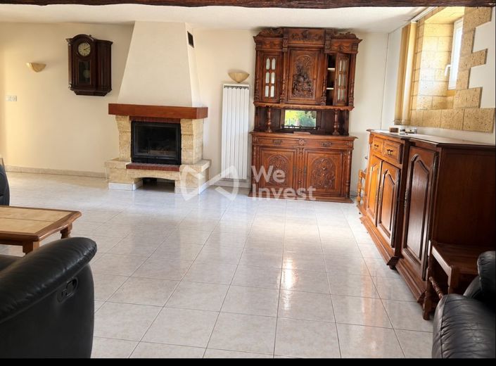 Image No.3-2 Bed House for sale
