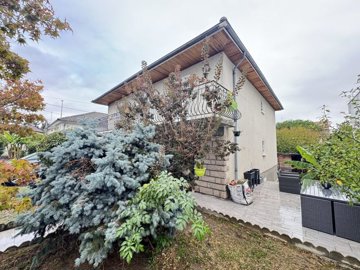 1 - Montluçon, Maison