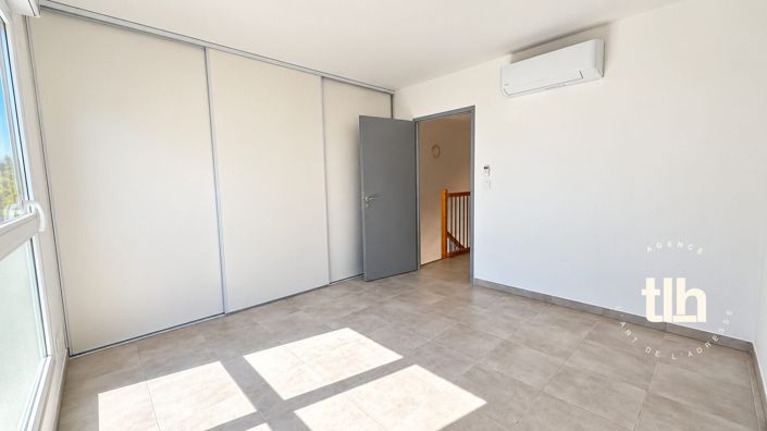 Image No.6-2 Bed House for sale