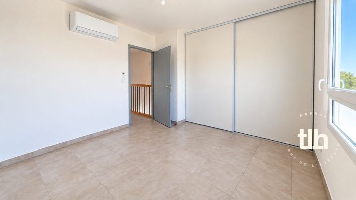 Image No.7-2 Bed House for sale