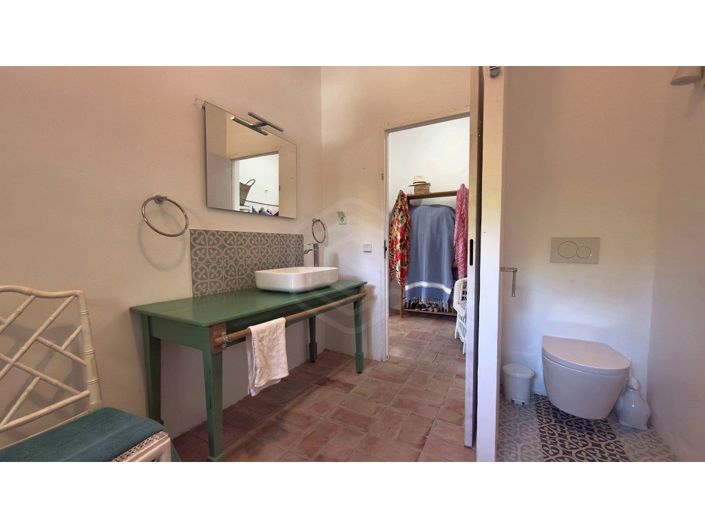 Image No.14-5 Bed House for sale