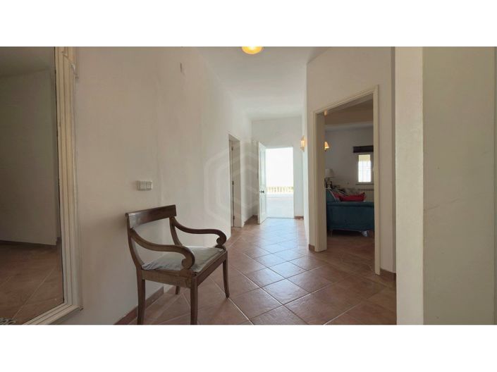 Image No.16-5 Bed House for sale