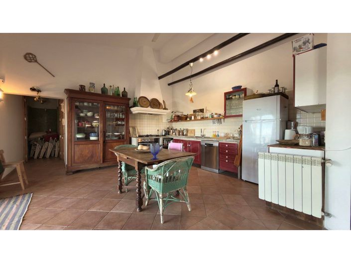 Image No.22-5 Bed House for sale