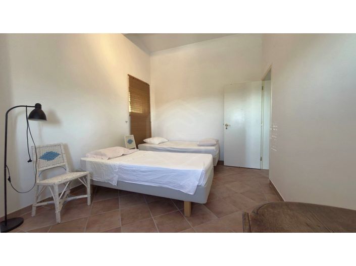 Image No.34-5 Bed House for sale