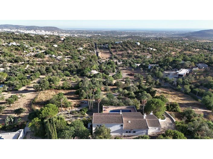 Image No.4-5 Bed House for sale