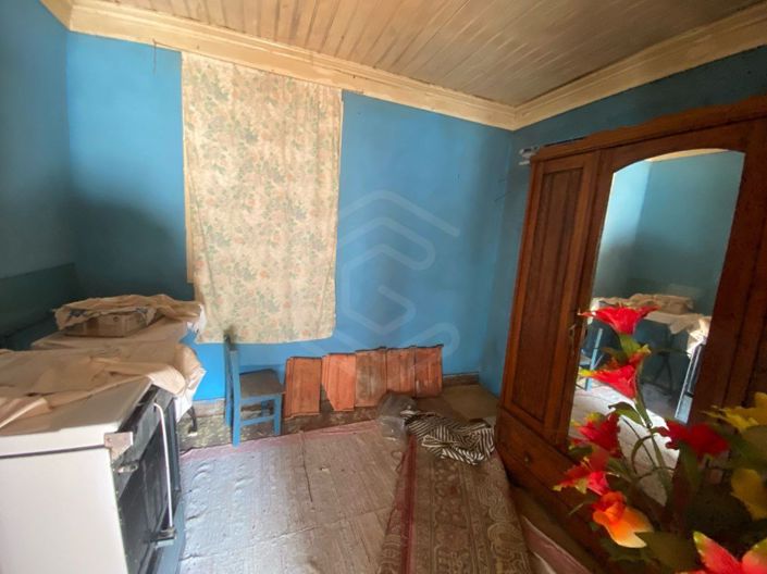 Image No.10-2 Bed House for sale