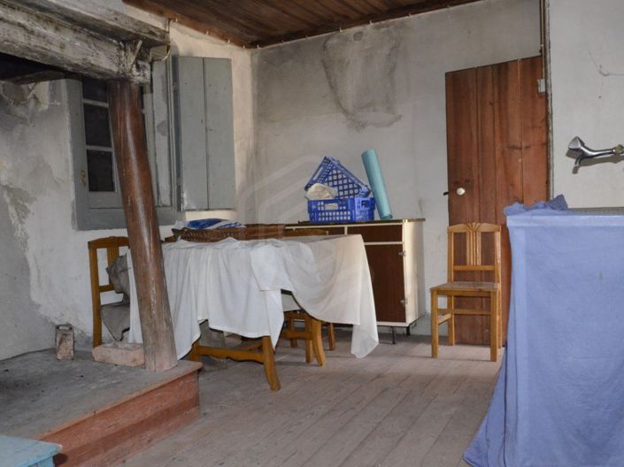 Image No.11-2 Bed House for sale