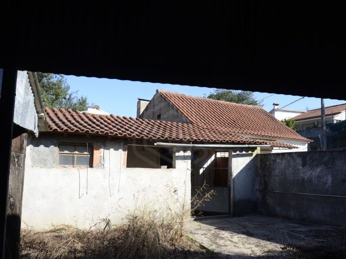 Image No.5-2 Bed House for sale