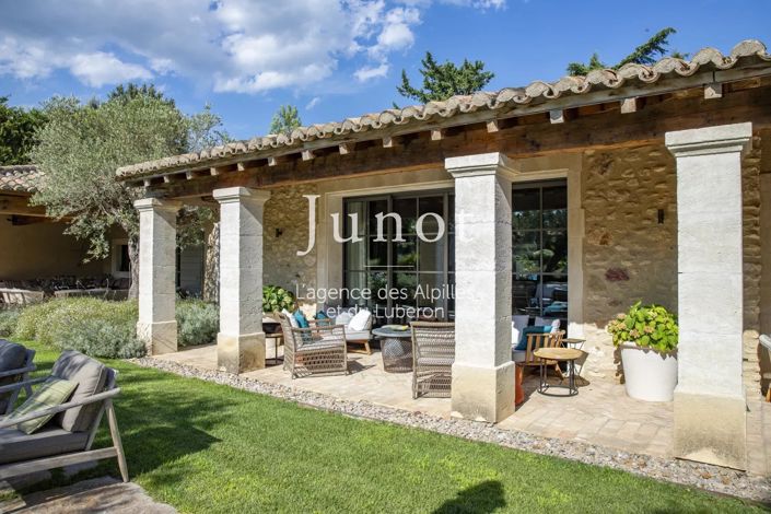 Image No.26-6 Bed House for sale