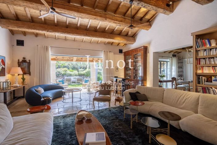 Image No.41-6 Bed House for sale