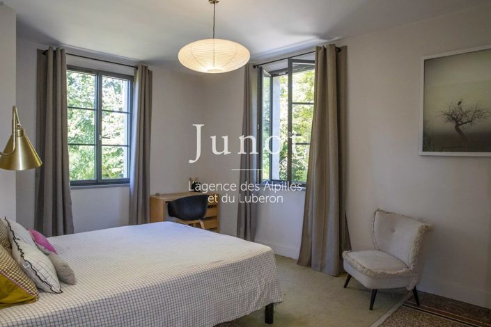 Image No.29-5 Bed House for sale