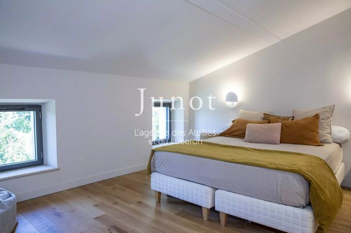 Image No.33-5 Bed House for sale