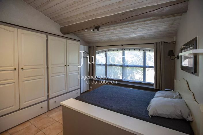 Image No.21-4 Bed House for sale