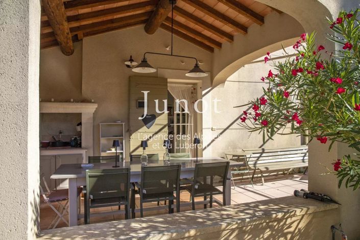 Image No.7-4 Bed House for sale