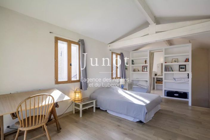 Image No.16-3 Bed House for sale
