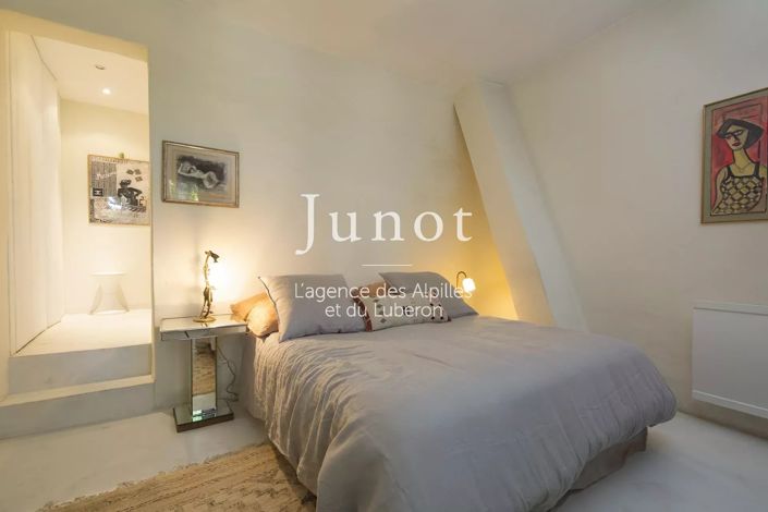 Image No.11-7 Bed House for sale