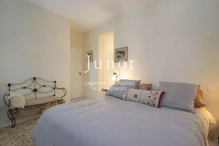 Image No.14-7 Bed House for sale