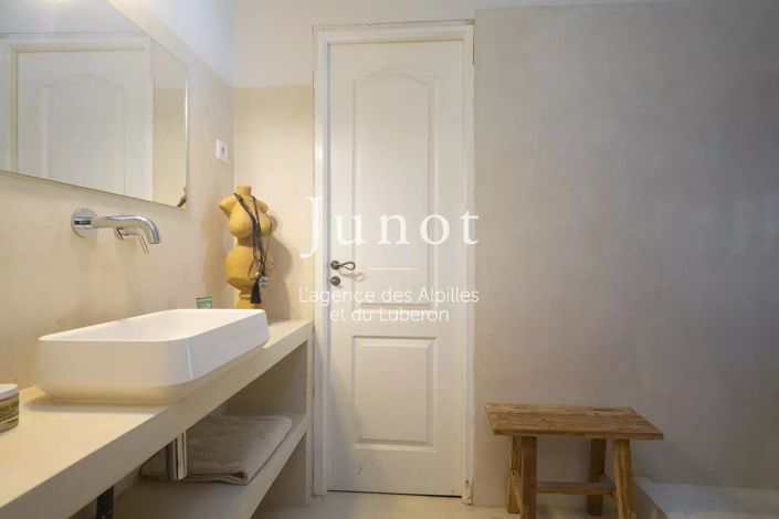 Image No.16-7 Bed House for sale