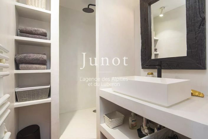 Image No.17-7 Bed House for sale