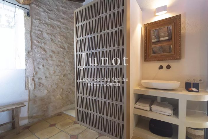 Image No.19-7 Bed House for sale