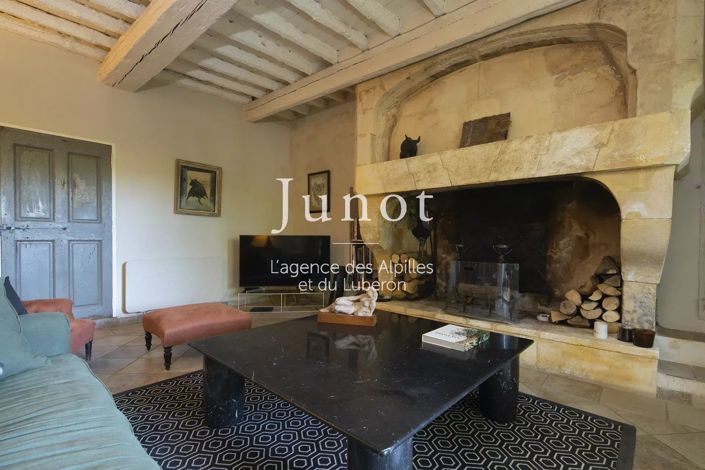 Image No.9-7 Bed House for sale