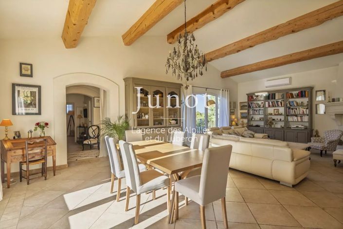 Image No.5-4 Bed House for sale