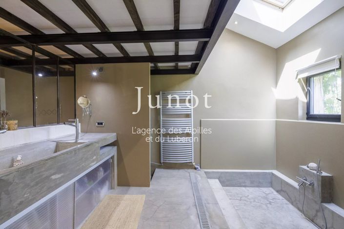 Image No.17-4 Bed House for sale